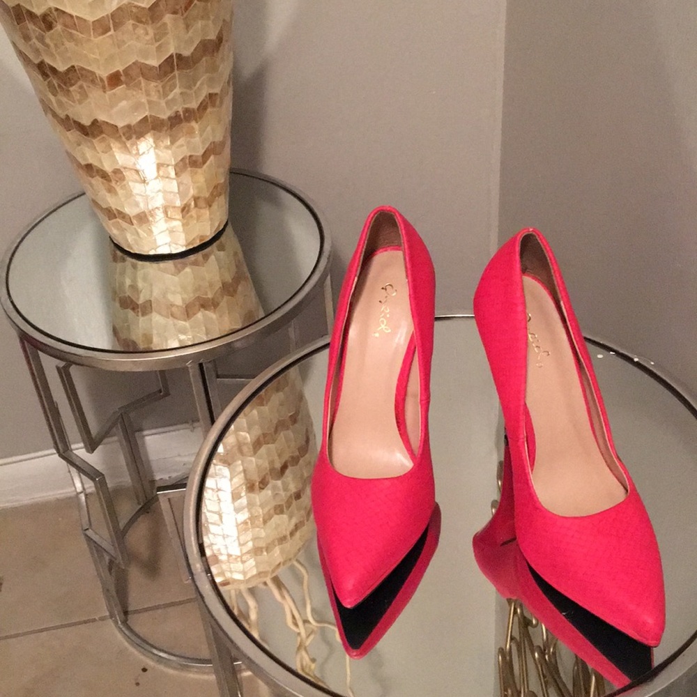 Pink Pumps